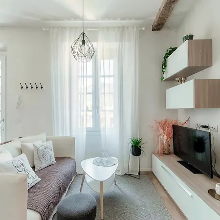 Apartamento Nest & Rest - By Myhomeincomo Como