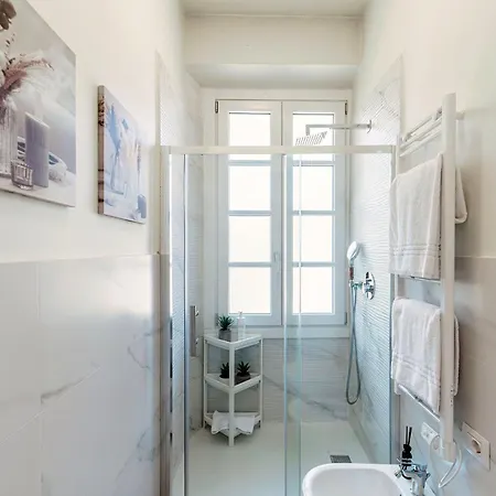 Nest & Rest - By Myhomeincomo