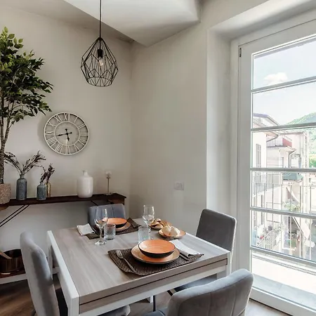 Nest & Rest - By Myhomeincomo Apartman *