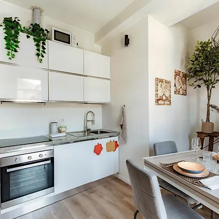 Nest & Rest - By Myhomeincomo Appartement